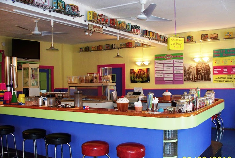 Gigi’s Ice Cream Shop Bainbridge, PA Plain and Fancy Girl